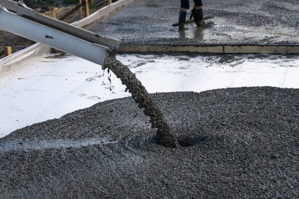 Best Custom Concrete Contractor  in Pinch, WV